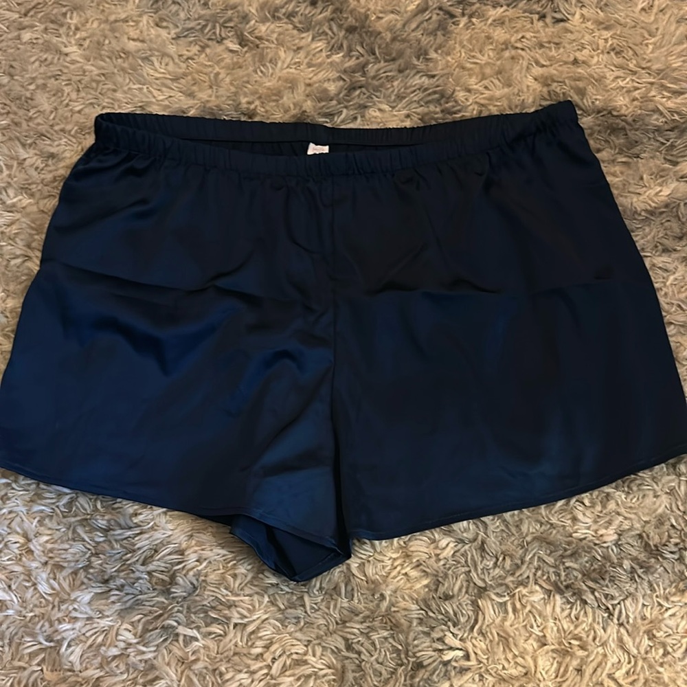 Stars Above satin sleep shorts